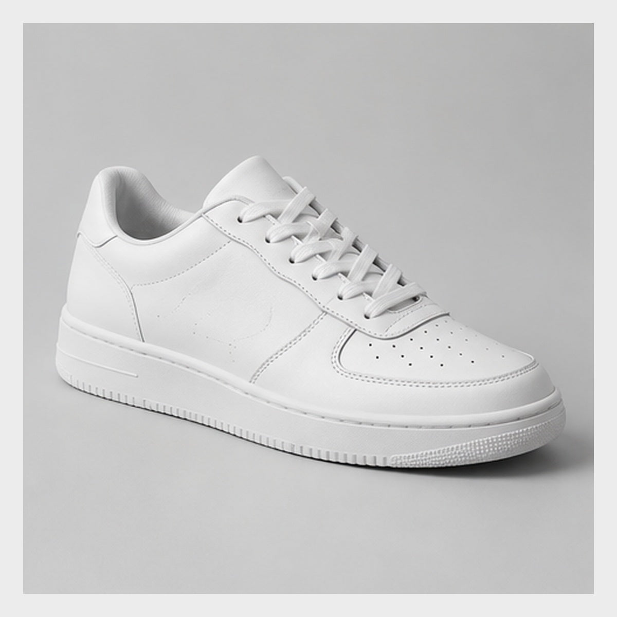 Minimal Court Sneaker